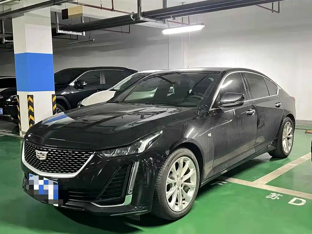 Cadillac CT5 2022 — фото 1