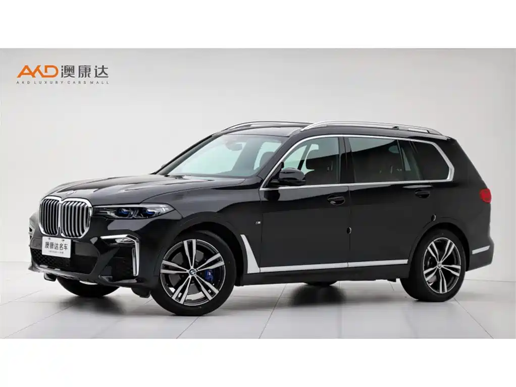 BMW X7 2021 — фото 1
