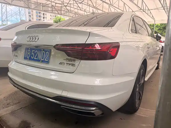 Audi A4L 2021