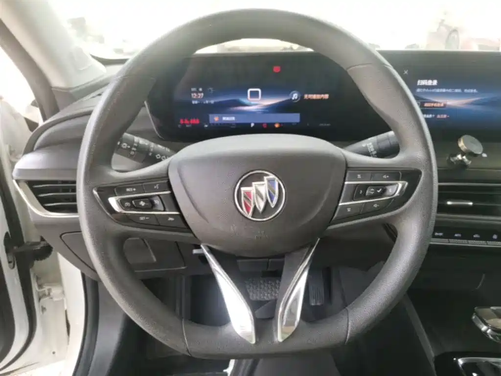 Buick Verano 2023 — фото 11