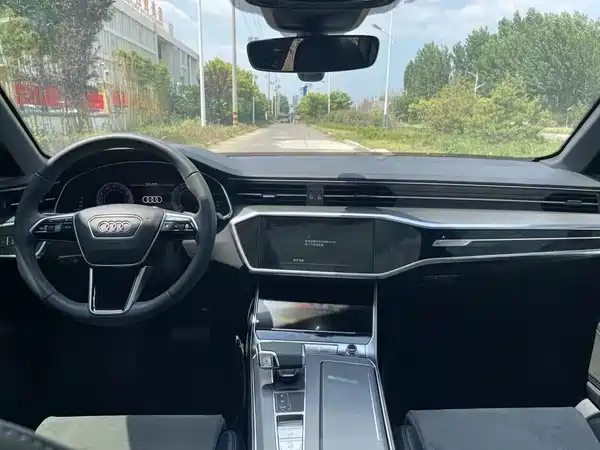 Audi A6L 2023