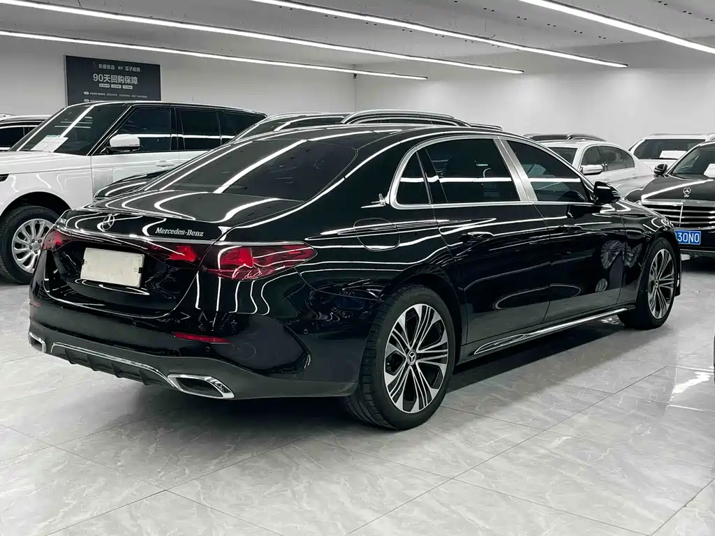 Mercedes-Benz E-Class 2025