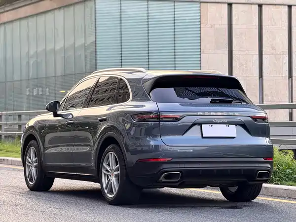 Porsche Cayenne 2020