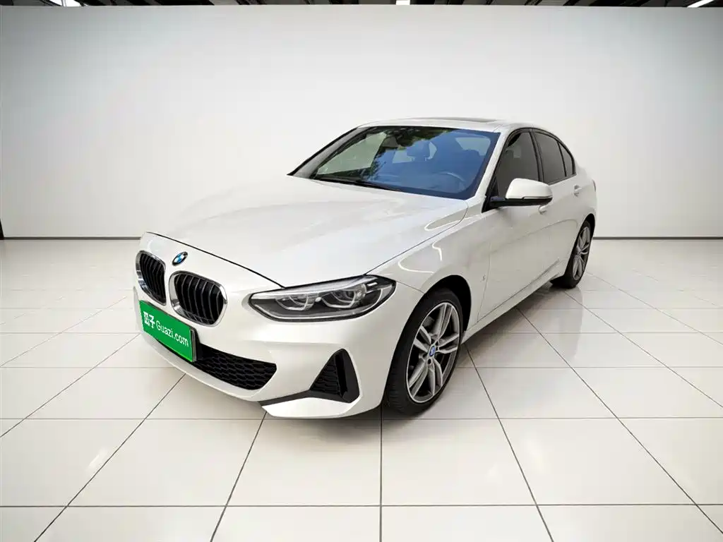BMW 1 Series 2020 — фото 2
