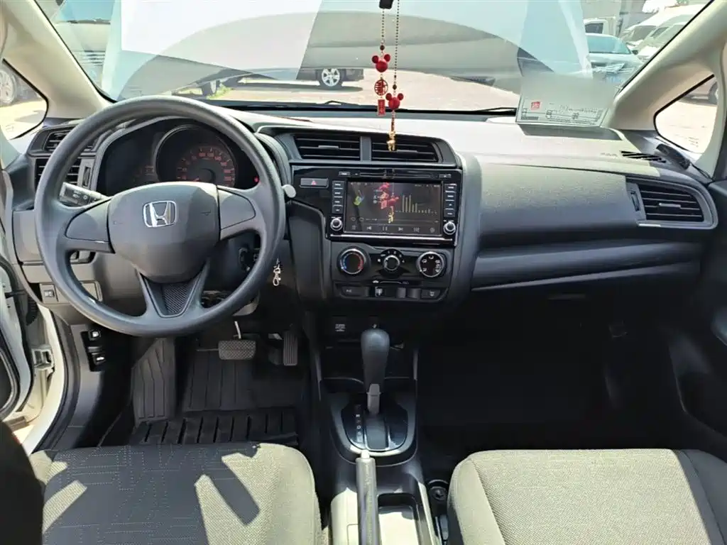 Honda Fit 2019 — фото 10
