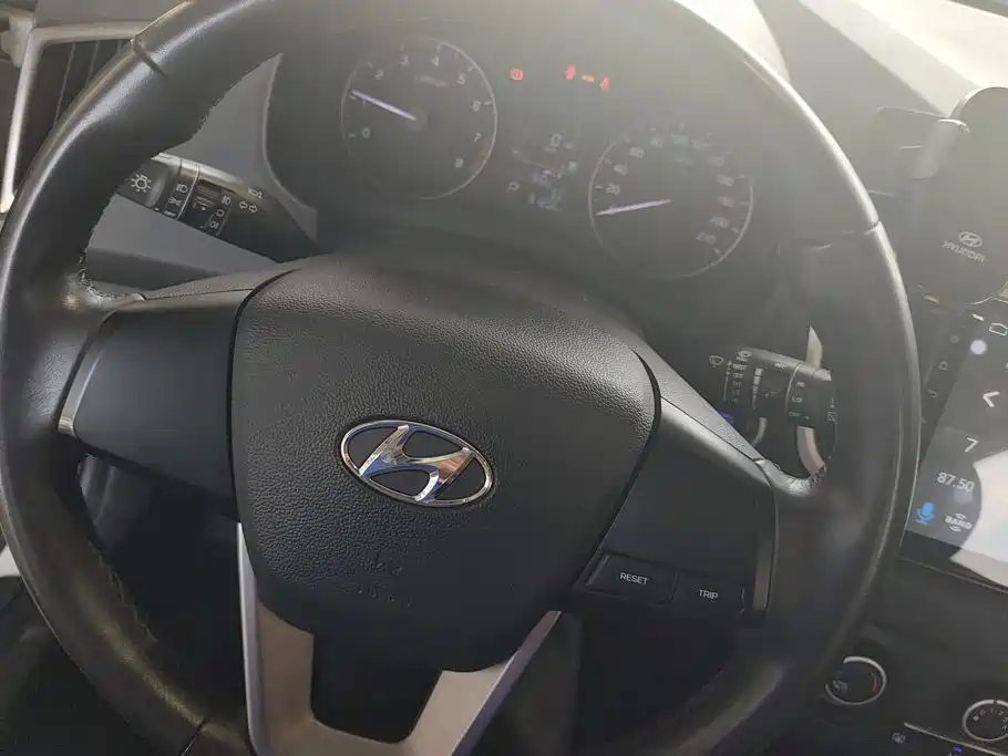 Hyundai ix25 2016 — фото 15