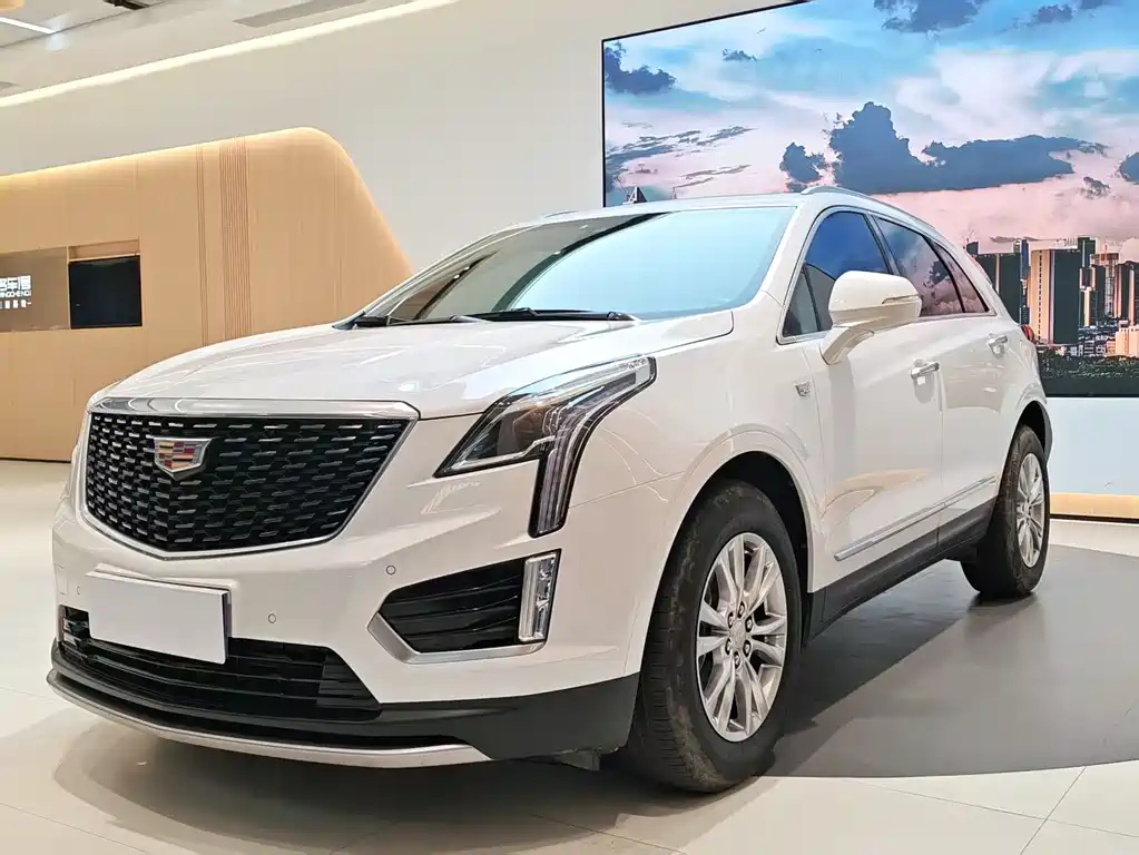Cadillac XT5 2023 — фото 1