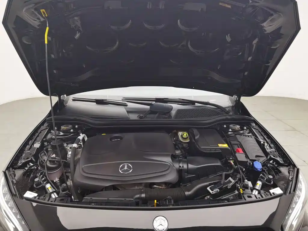 Mercedes-Benz GLA 2015 — фото 6