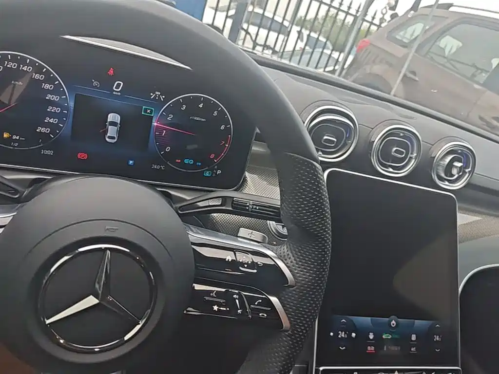 Mercedes-Benz C-Class 2022 — фото 14
