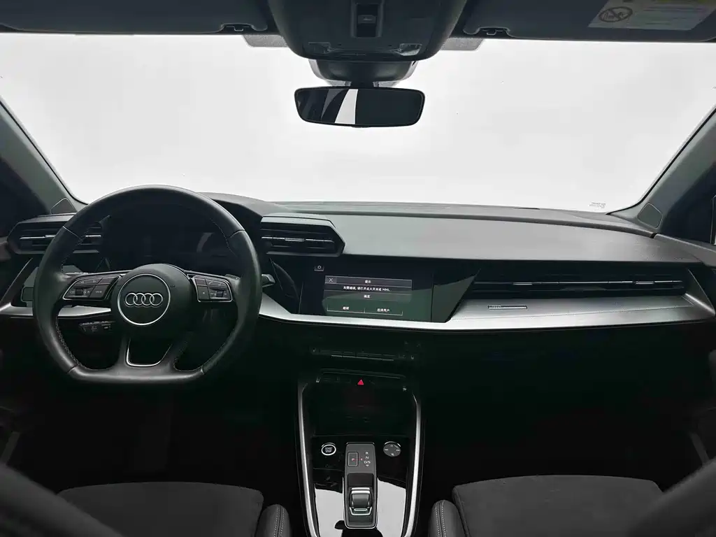 Audi A3 2023 — фото 15