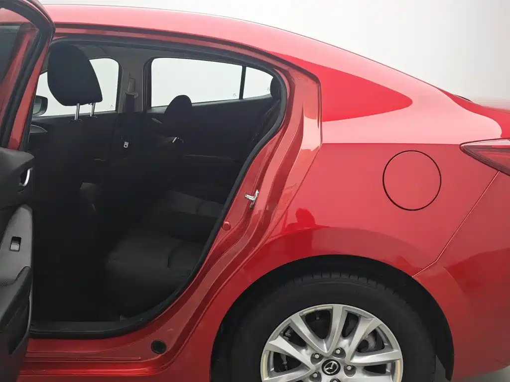 Mazda 3 Angkesela 2017 — фото 15