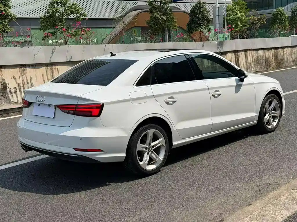 Audi A3 2020 — фото 6