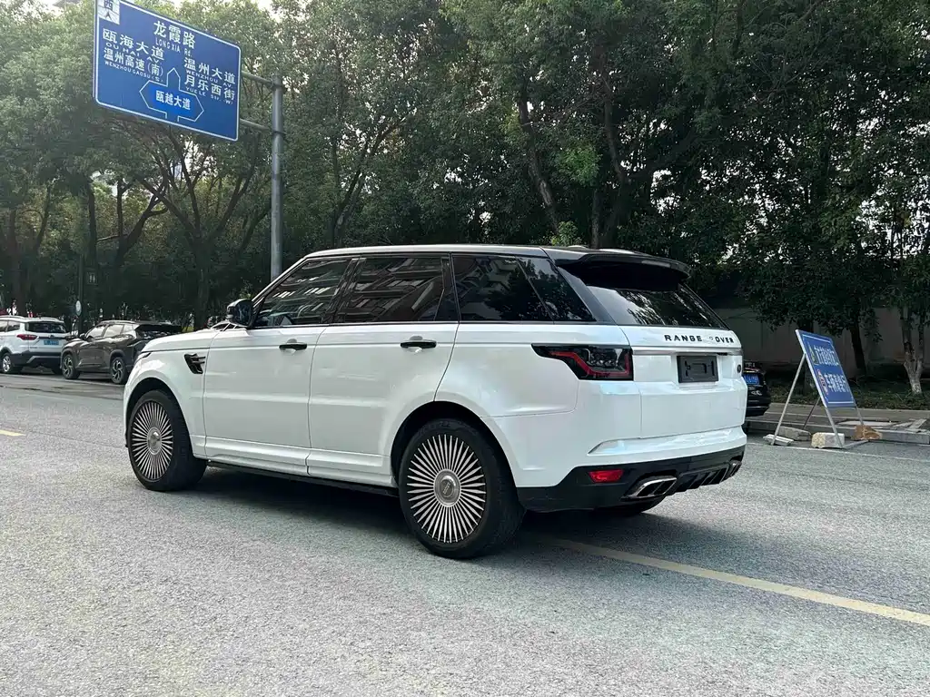 Land Rover Range Rover Sport 2016 — фото 7