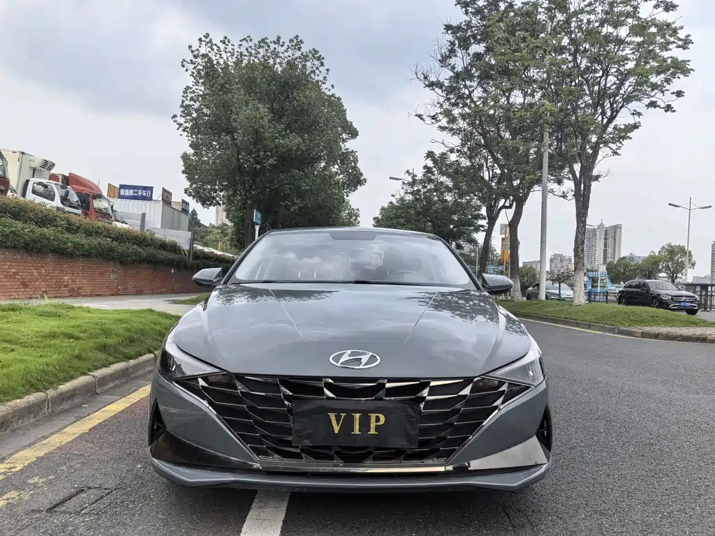 Hyundai Elantra 2021 — фото 2