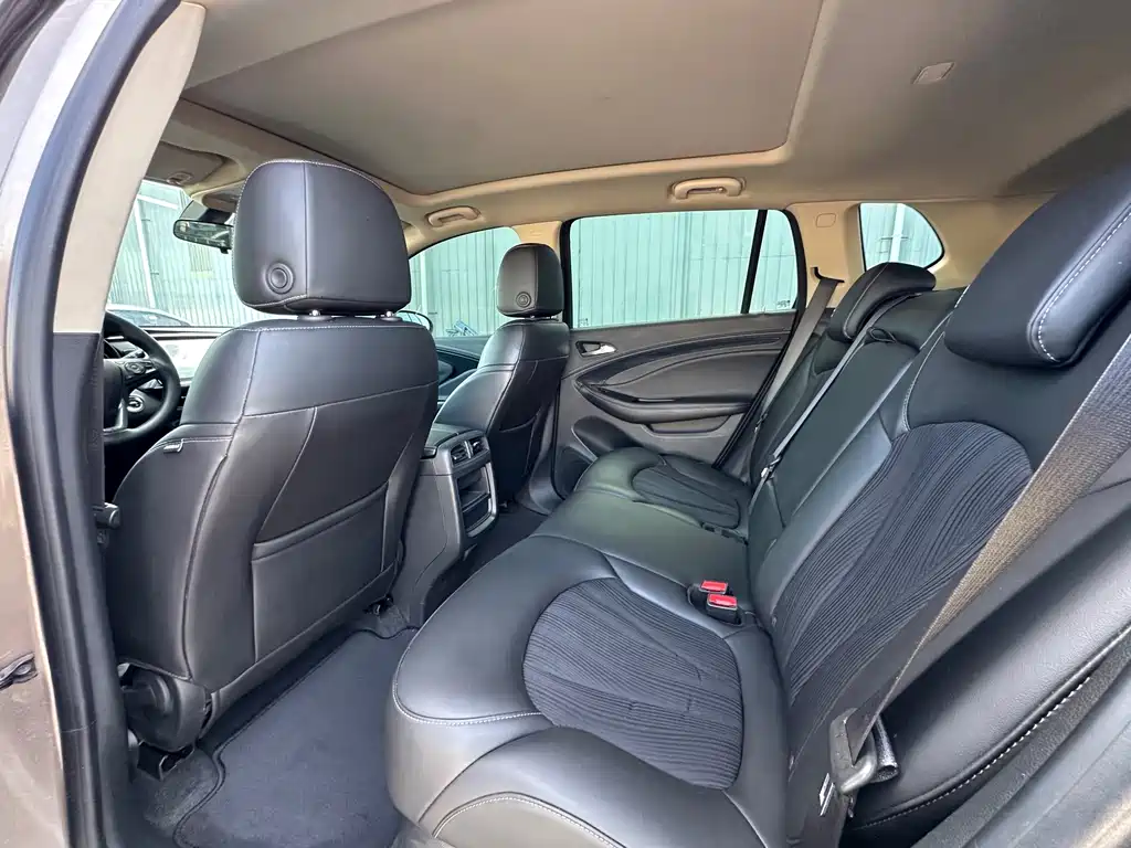 Buick Envision Plus 2017 — фото 5