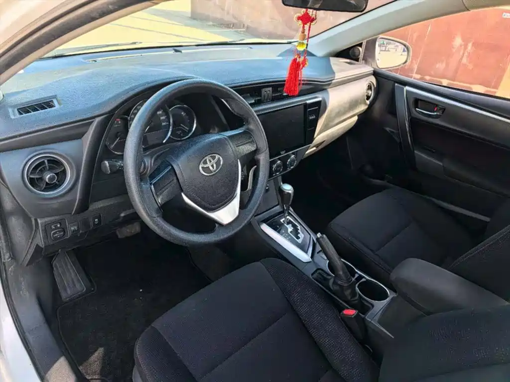 Toyota Corolla 2019 — фото 13