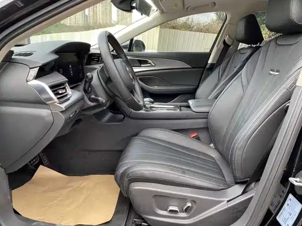 Hongqi H5 2023