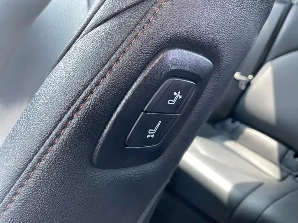 Toyota Camry 2023 — фото 22