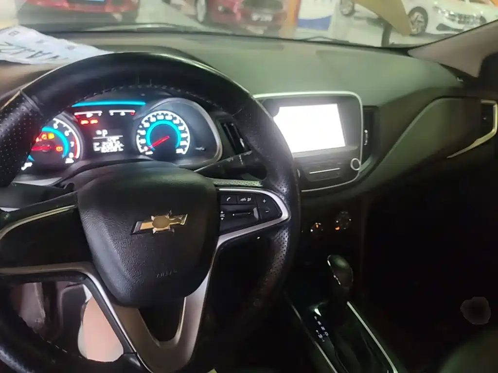 Chevrolet Cavalier 2017 — фото 10