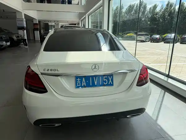 Mercedes-Benz C-Class 2021