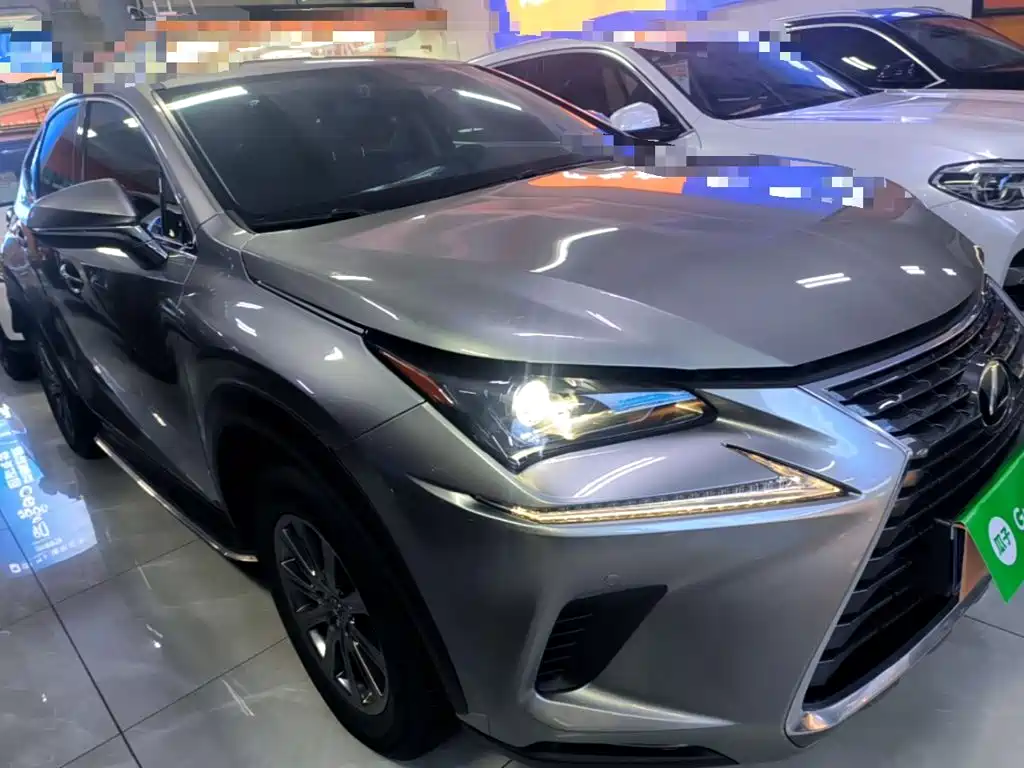 Lexus NX 2020
