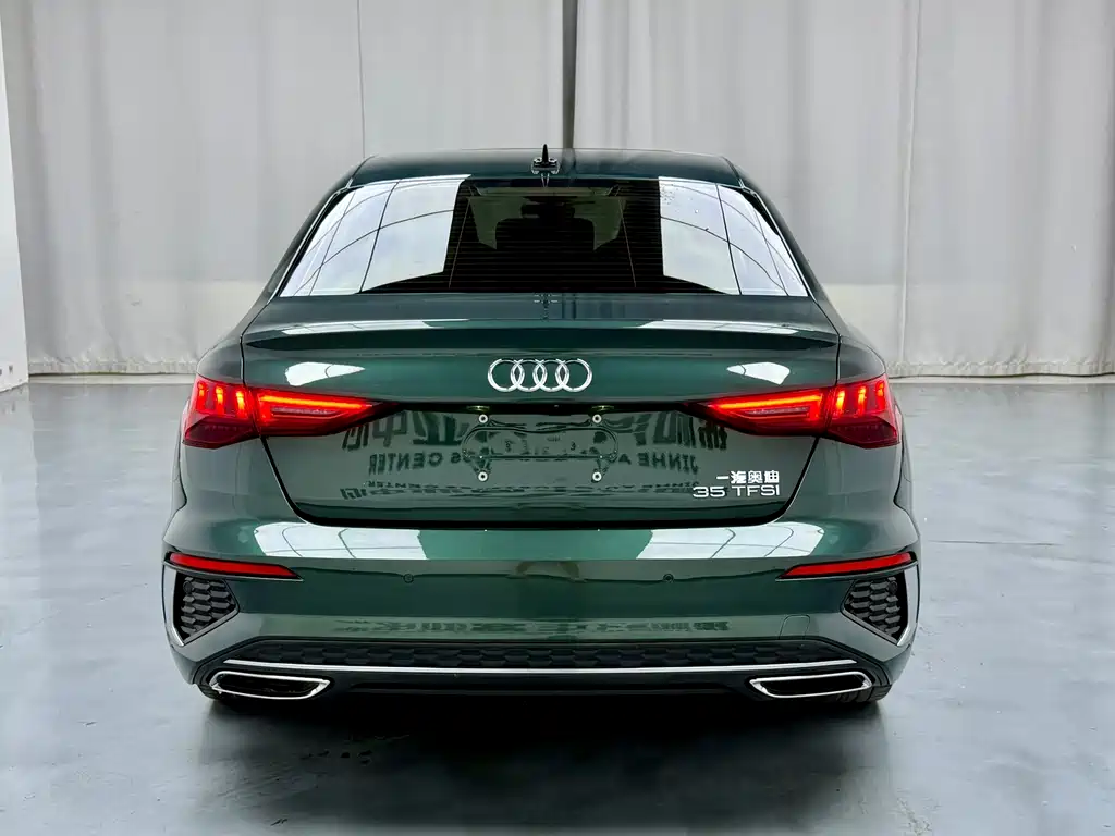 Audi A3 2023 — фото 15