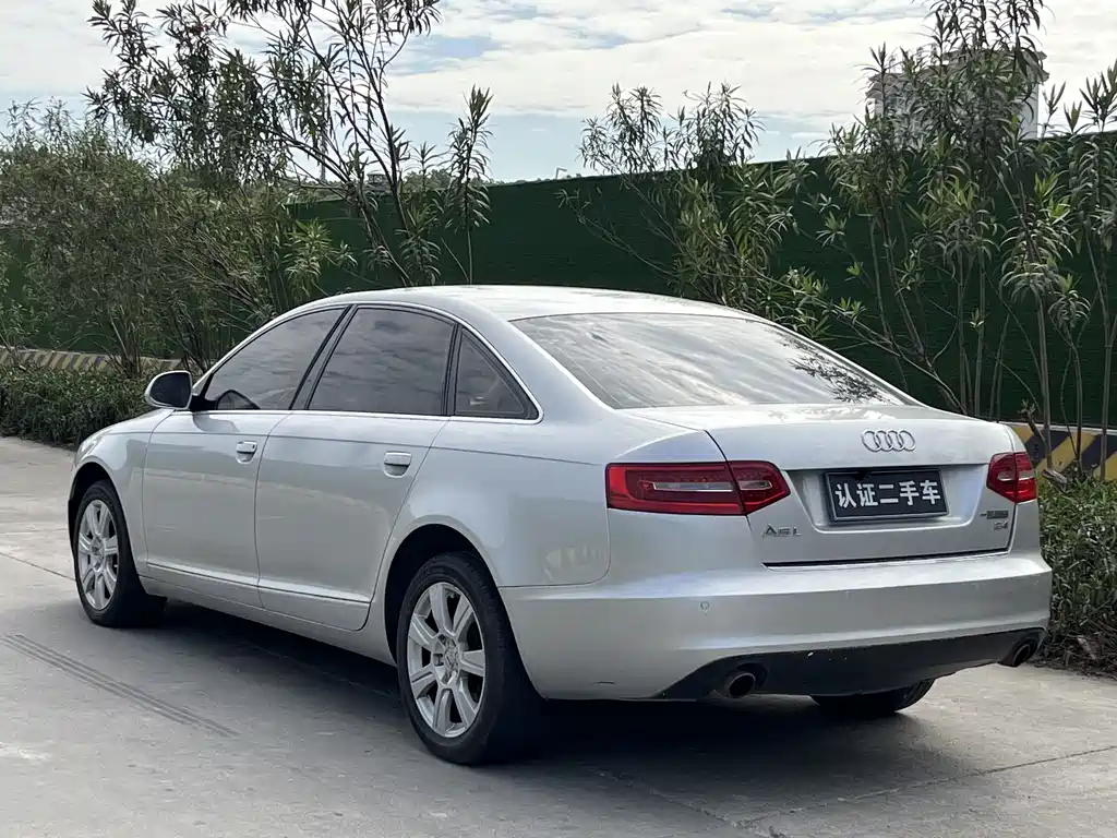 Audi A6L 2010