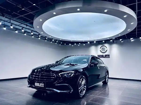 Mercedes-Benz E-Class 2021