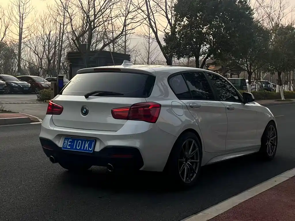 BMW 1 Series 2015 — фото 7