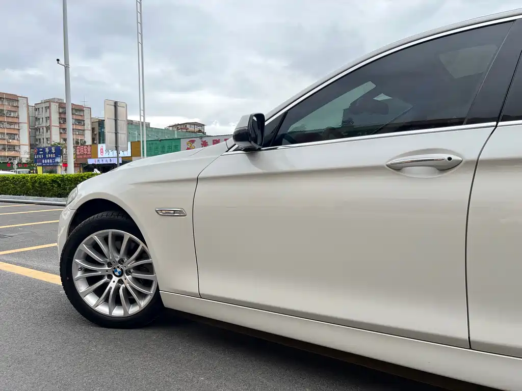 BMW 5 Series 2017