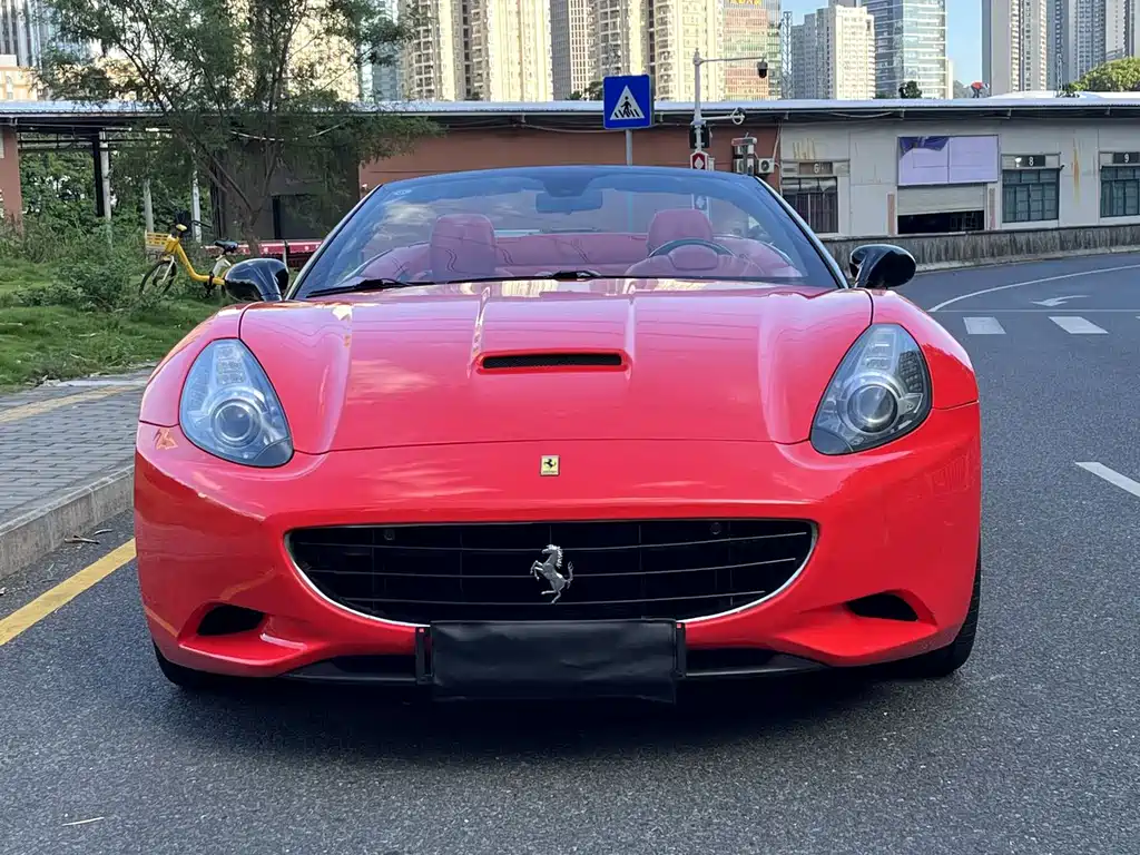Ferrari California T 2011 — фото 2