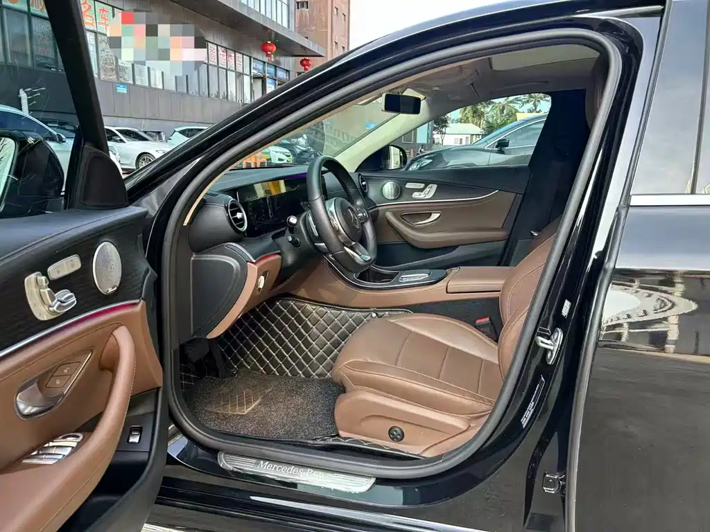 Mercedes-Benz E-Class 2020 — фото 4