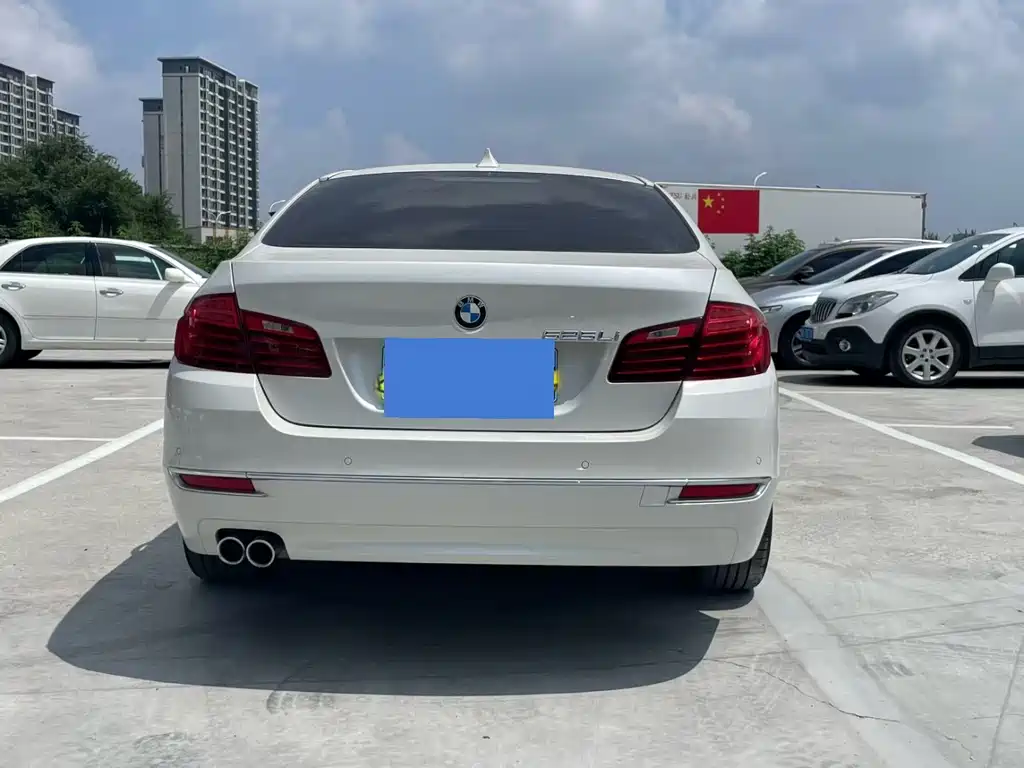 BMW 5 Series 2016