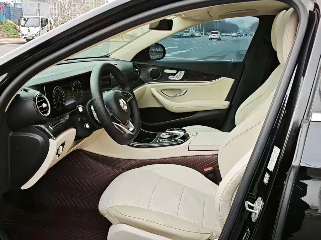 Mercedes-Benz E-Class 2016 — фото 6