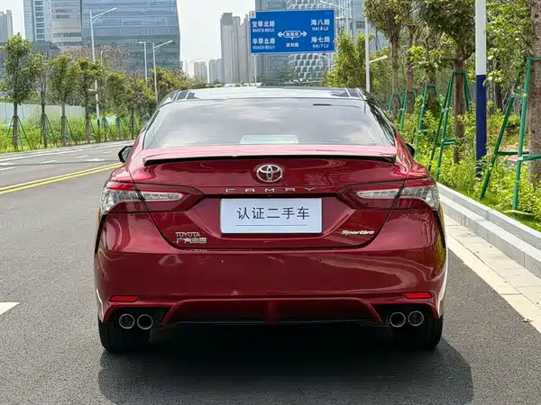 Toyota Camry 2018
