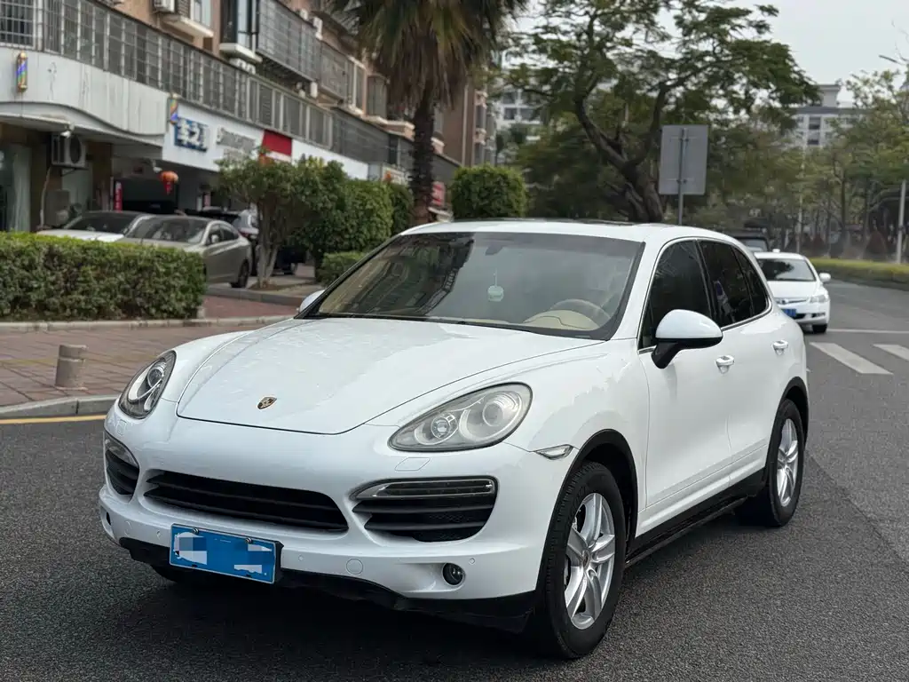Porsche Cayenne 2014 — фото 1
