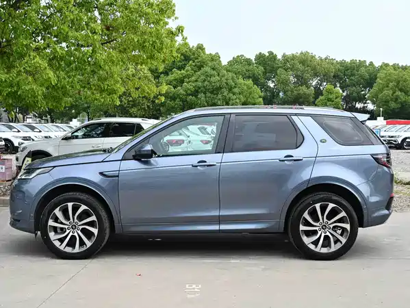 Land Rover Discovery Sport 2021