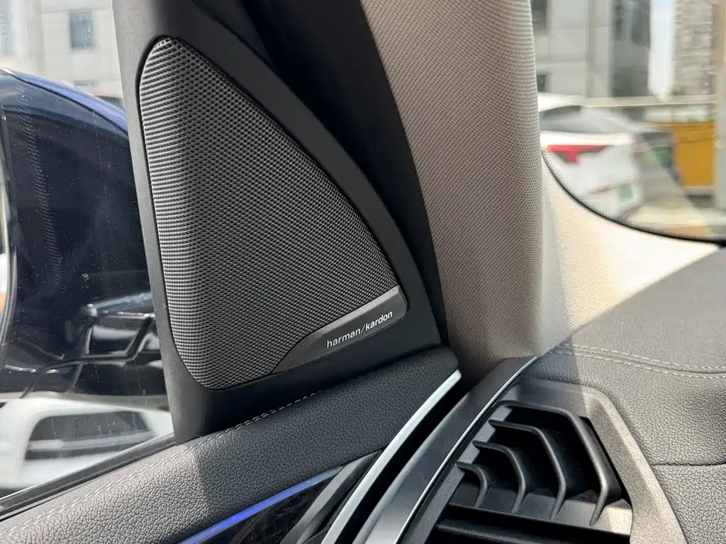 BMW X3 2020 — фото 11