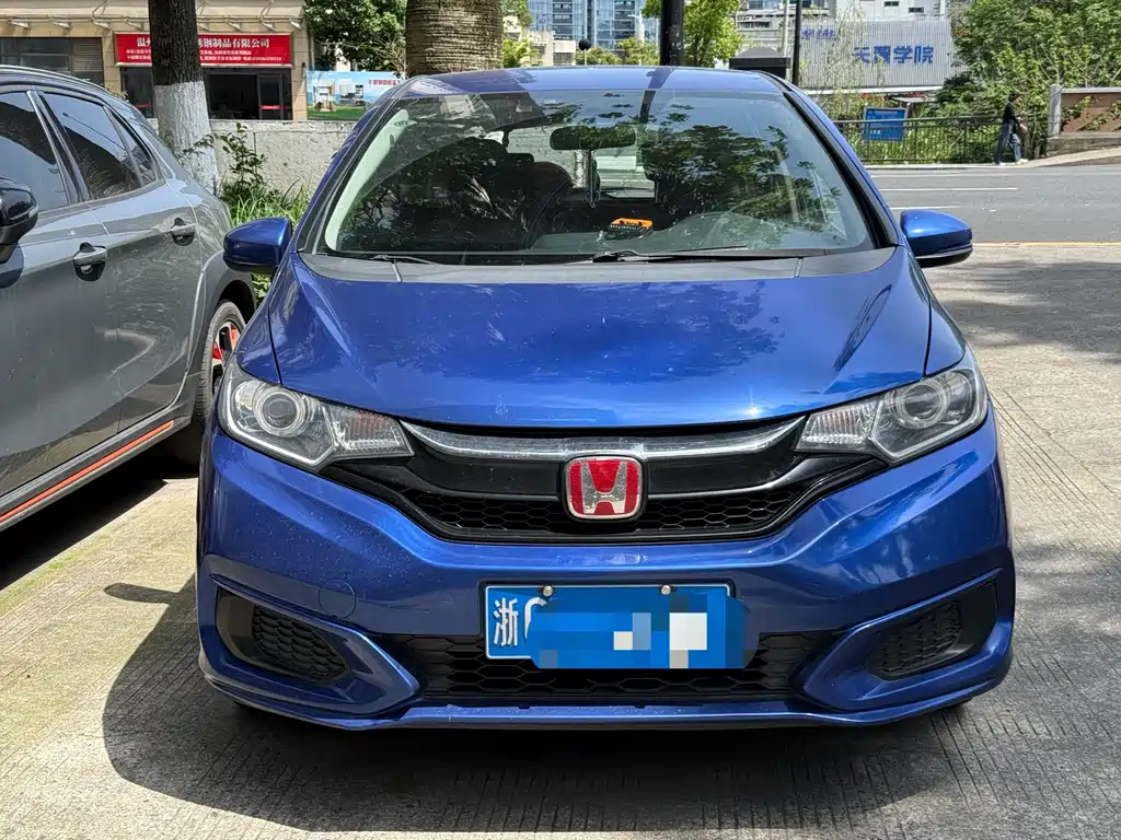 Honda Fit 2018 — фото 3