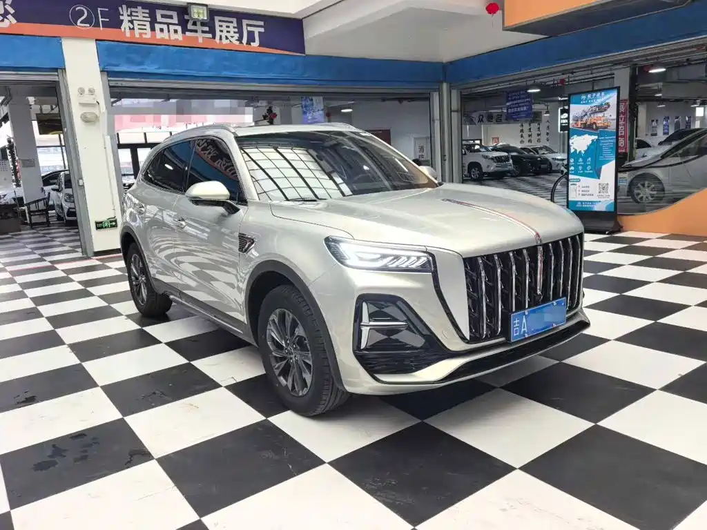 Hongqi HS5 2025