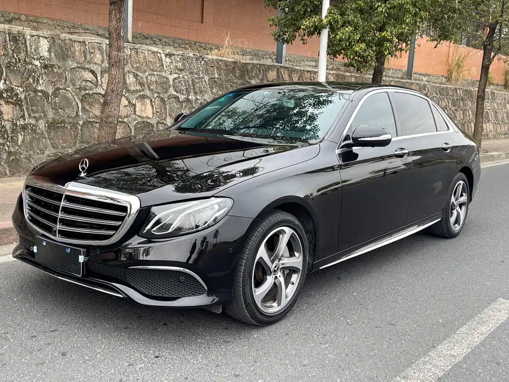 Mercedes-Benz E-Class 2019 — фото 1