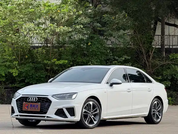 Audi A4L 2022