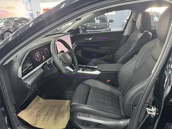 Volkswagen Passat 2025