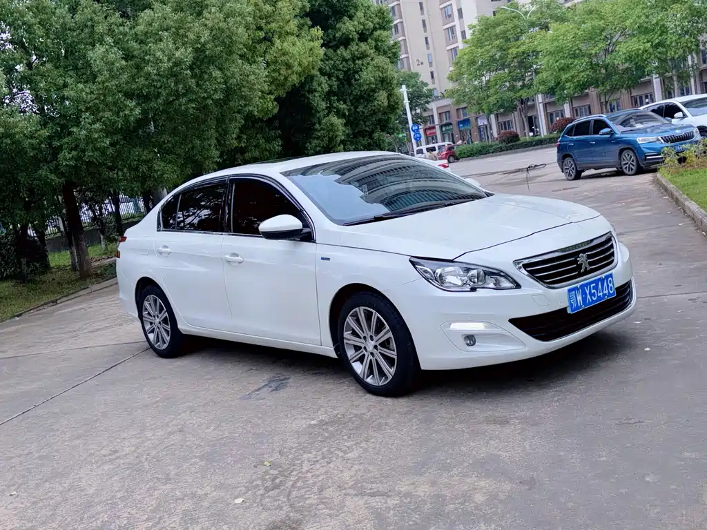 Peugeot 408 2018 — фото 3