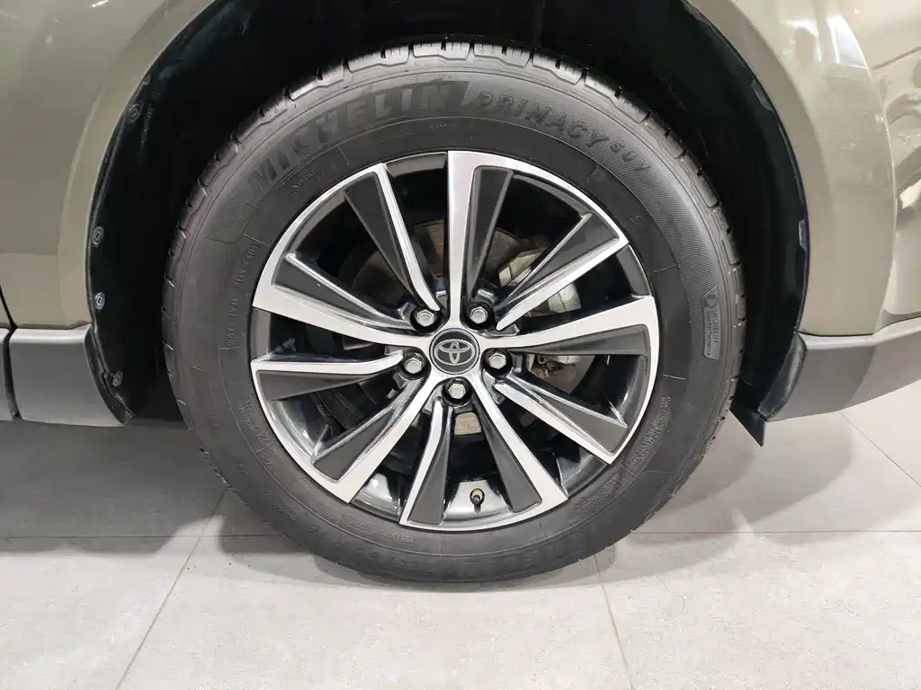 Toyota Harrier 2022 — фото 13