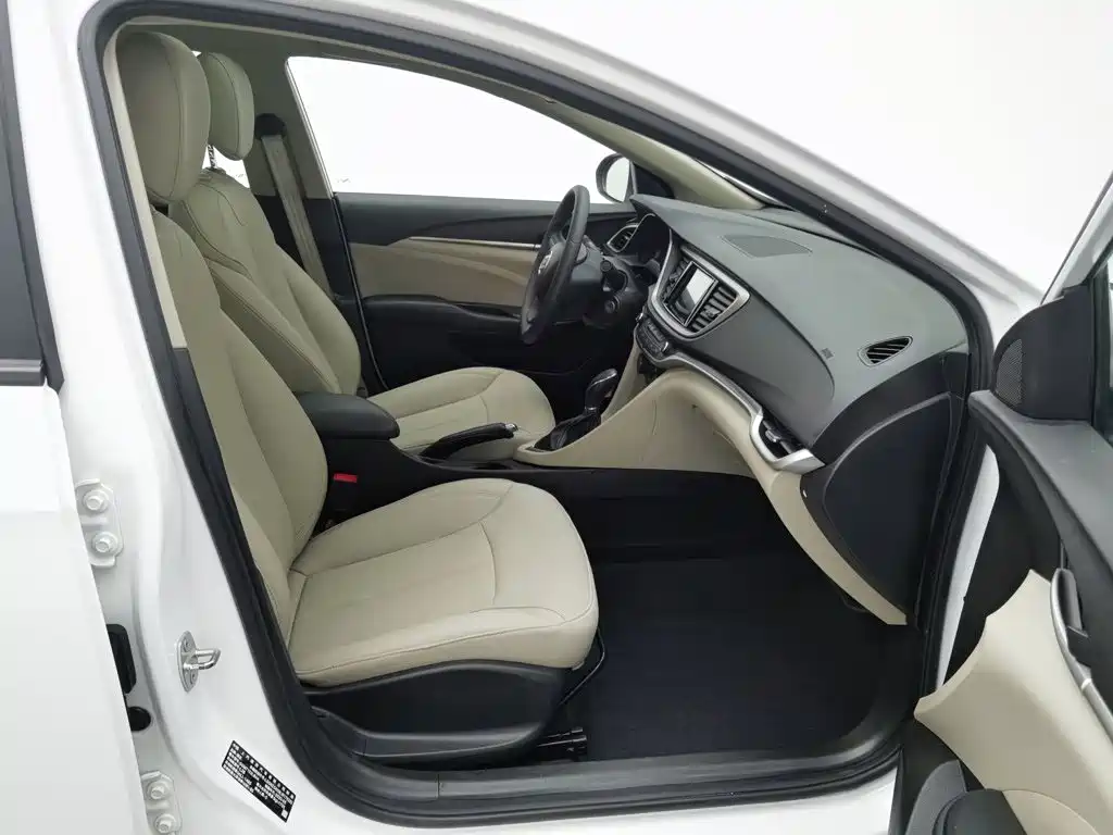 Buick Excelle GT 2020 — фото 23