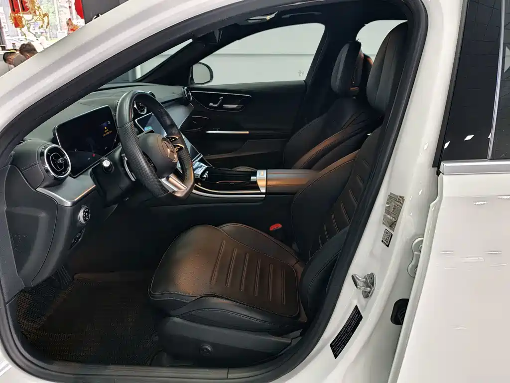 Mercedes-Benz C-Class 2022 — фото 9