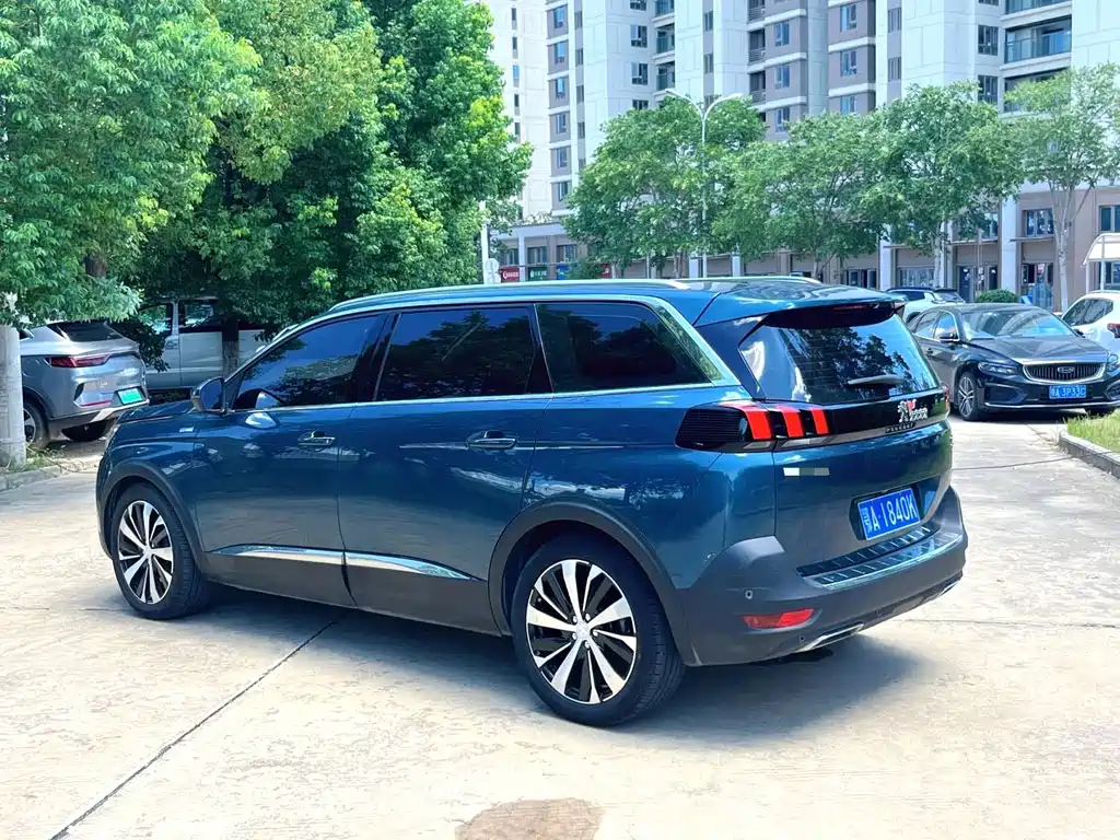 Peugeot 5008 2018 — фото 4
