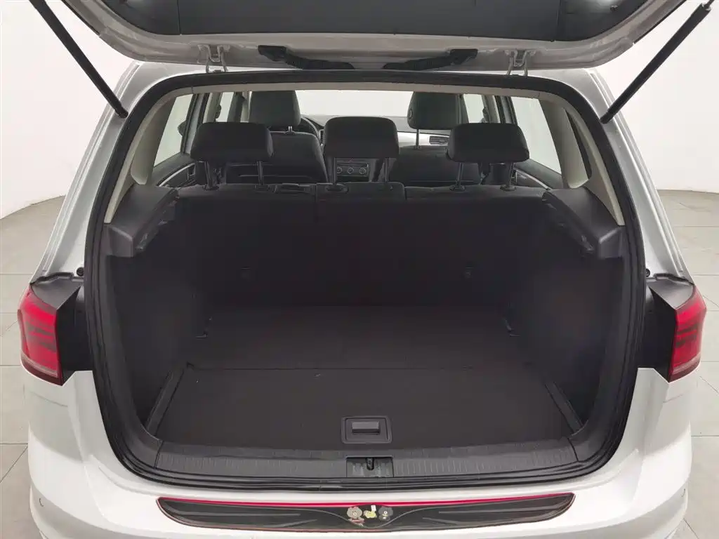 Volkswagen Golf Sportsvan 2019 — фото 16