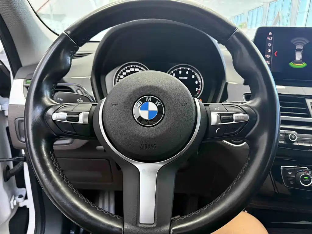 BMW X1 2022 — фото 15